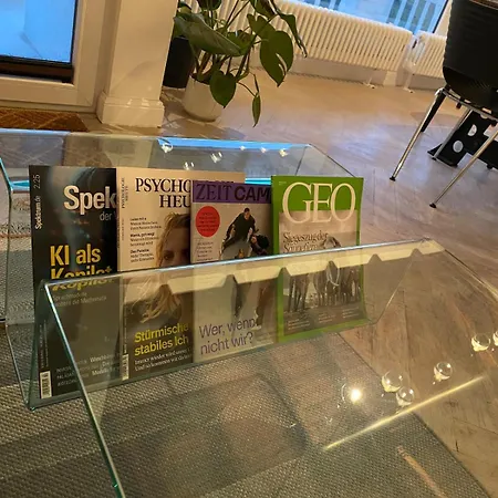 New With Fireplace And Hot Tub *