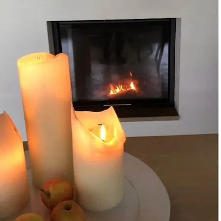 New With Fireplace And Hot Tub Крефельд