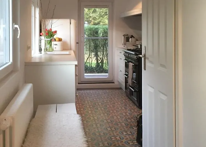 New With Fireplace And Hot Tub Feriehus *