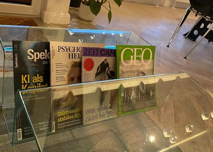 New With Fireplace And Hot Tub *